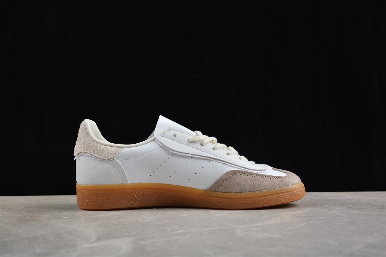 Fabrika Supply INVINCIBLE x Handball Spezial White / Light Beige | sapatilhas Sole Rua