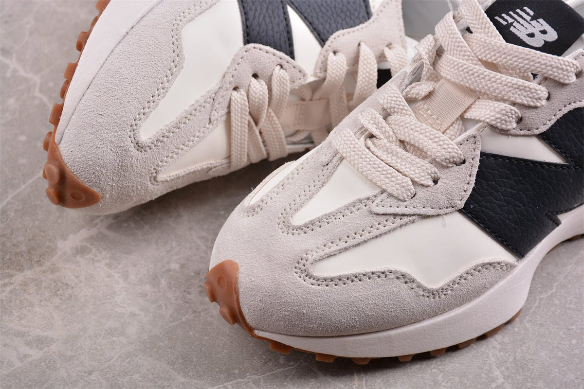 Essenza Rosa NB 327 White / Black | sapatilhas Sole Rua