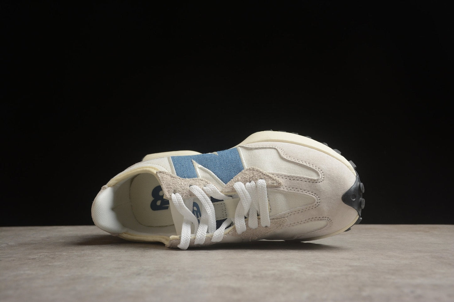 Essenza Rosa NB 327 White / Blue | sapatilhas Sole Rua