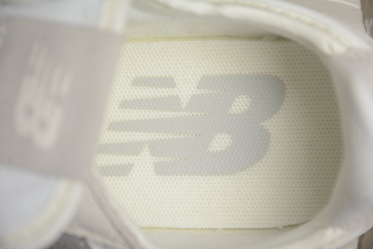 Essenza Rosa NB 327 White / Grey | sapatilhas Sole Rua