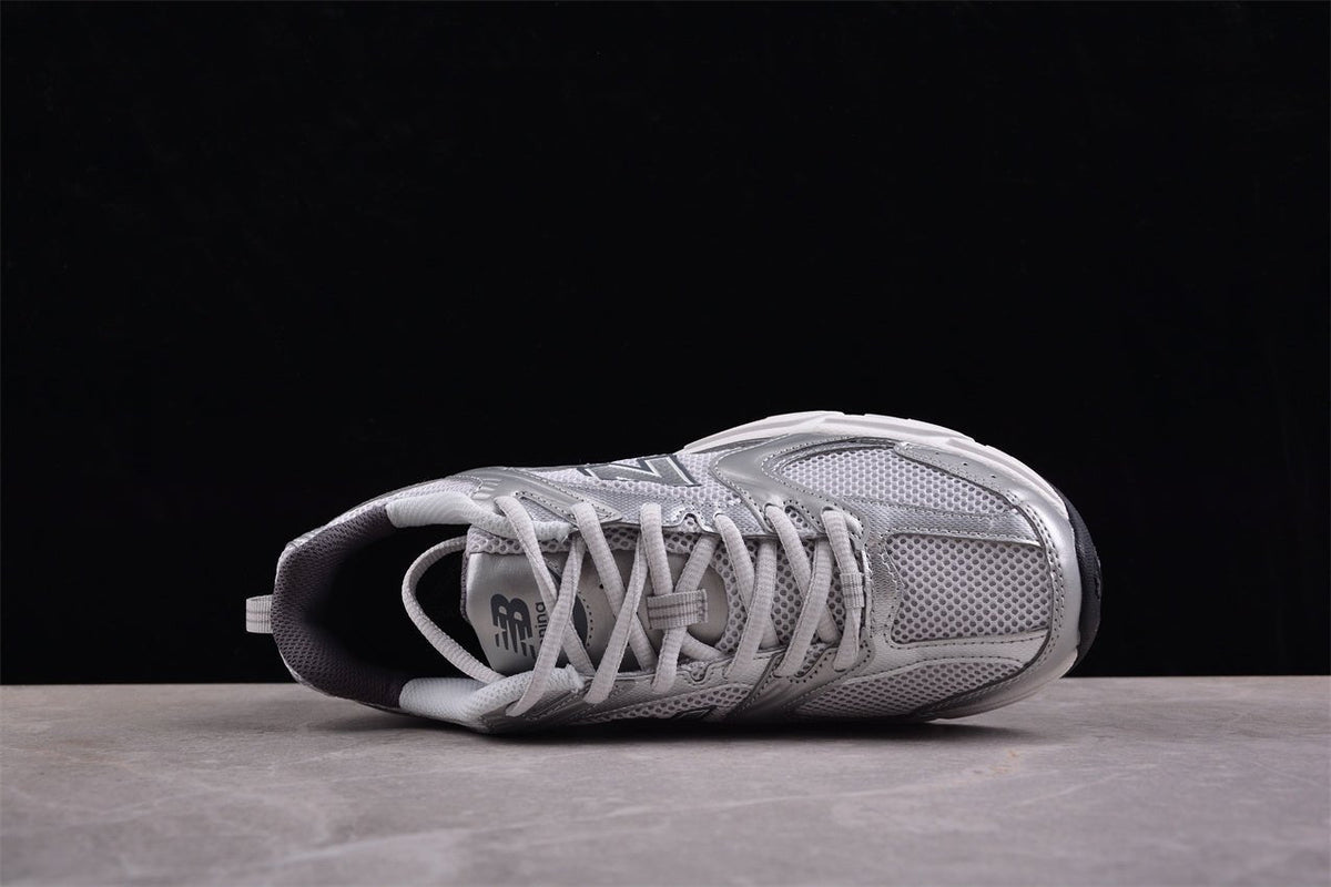 Essenza Rosa NB 530 Silver | sapatilhas Sole Rua