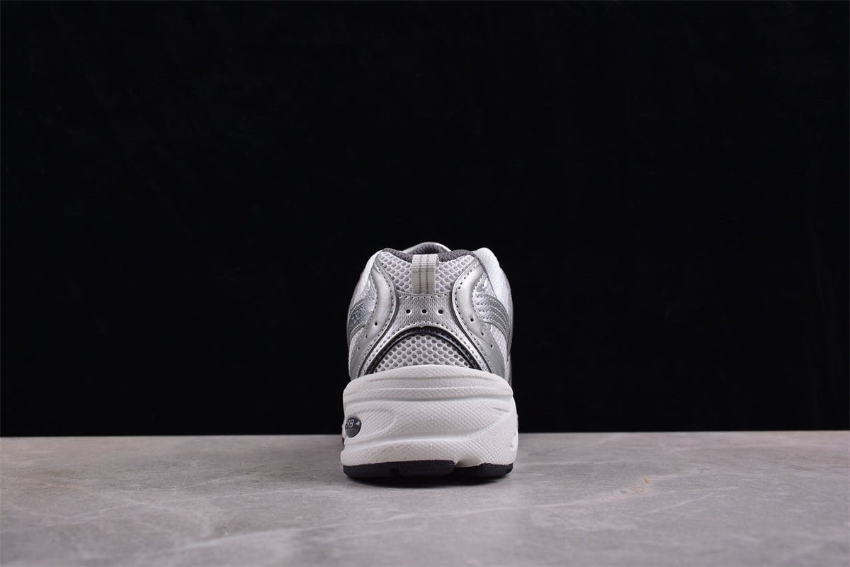 Essenza Rosa NB 530 Silver | sapatilhas Sole Rua