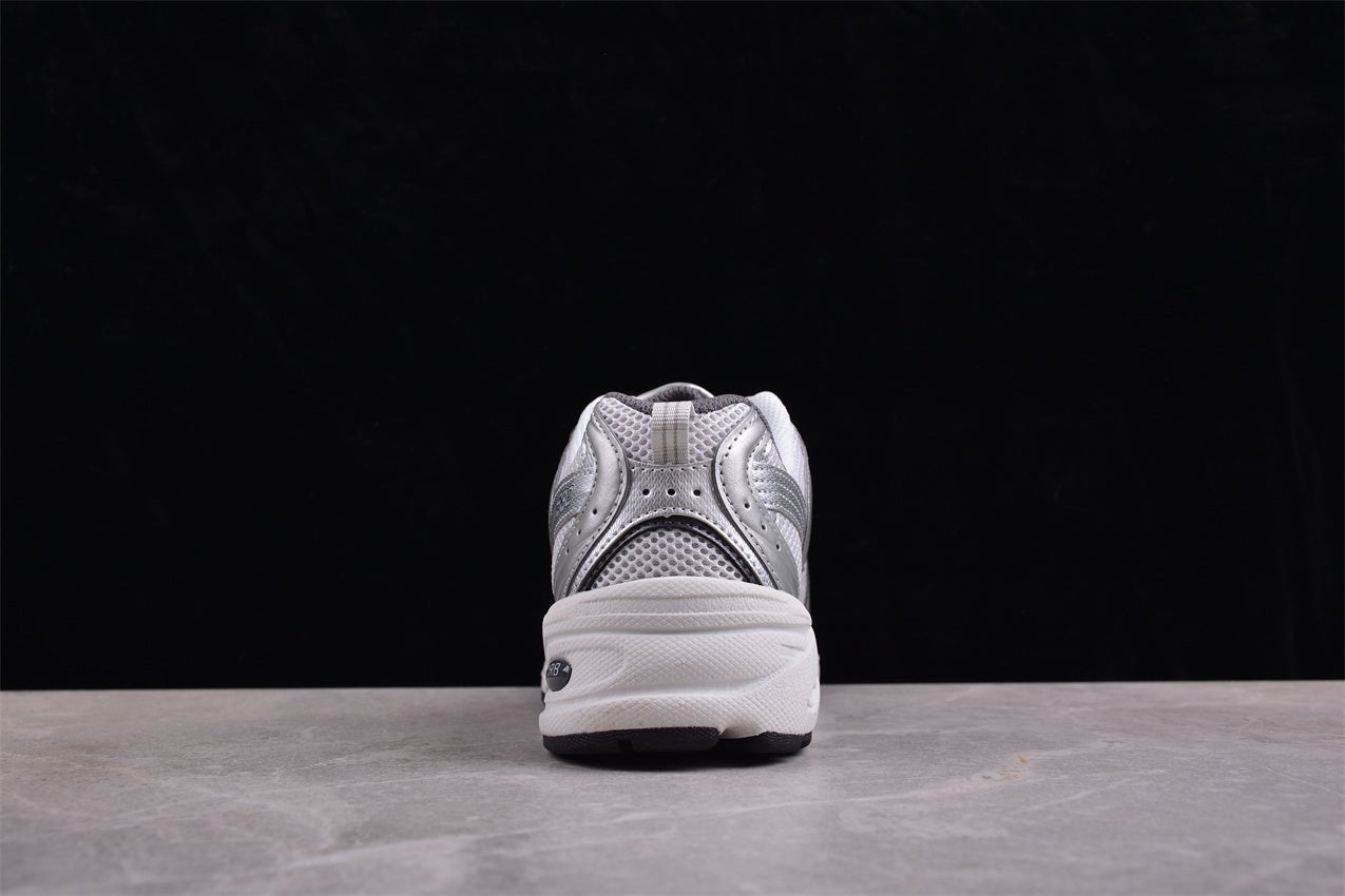 Essenza Rosa NB 530 Silver | sapatilhas Sole Rua