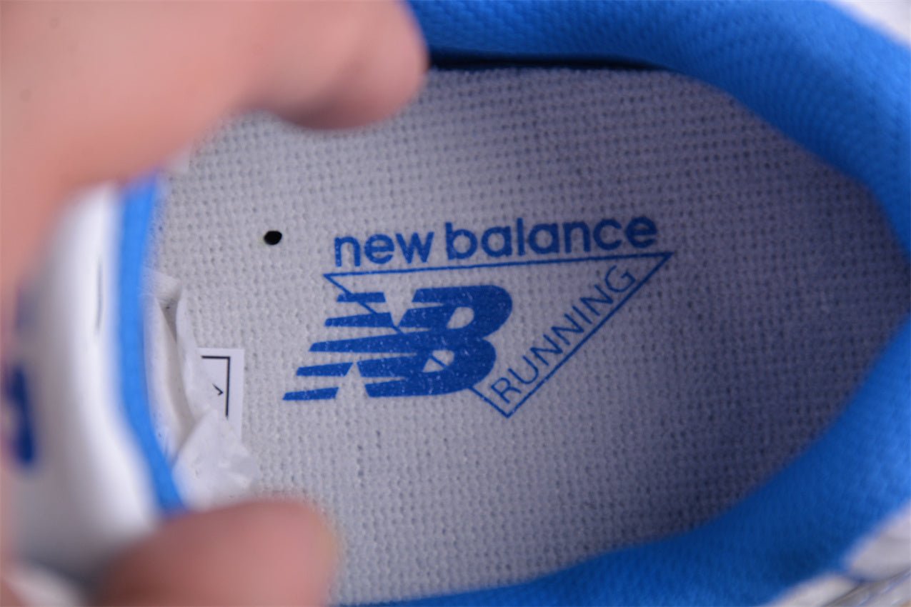 Essenza Rosa NB 530 White / Blue | sapatilhas Sole Rua