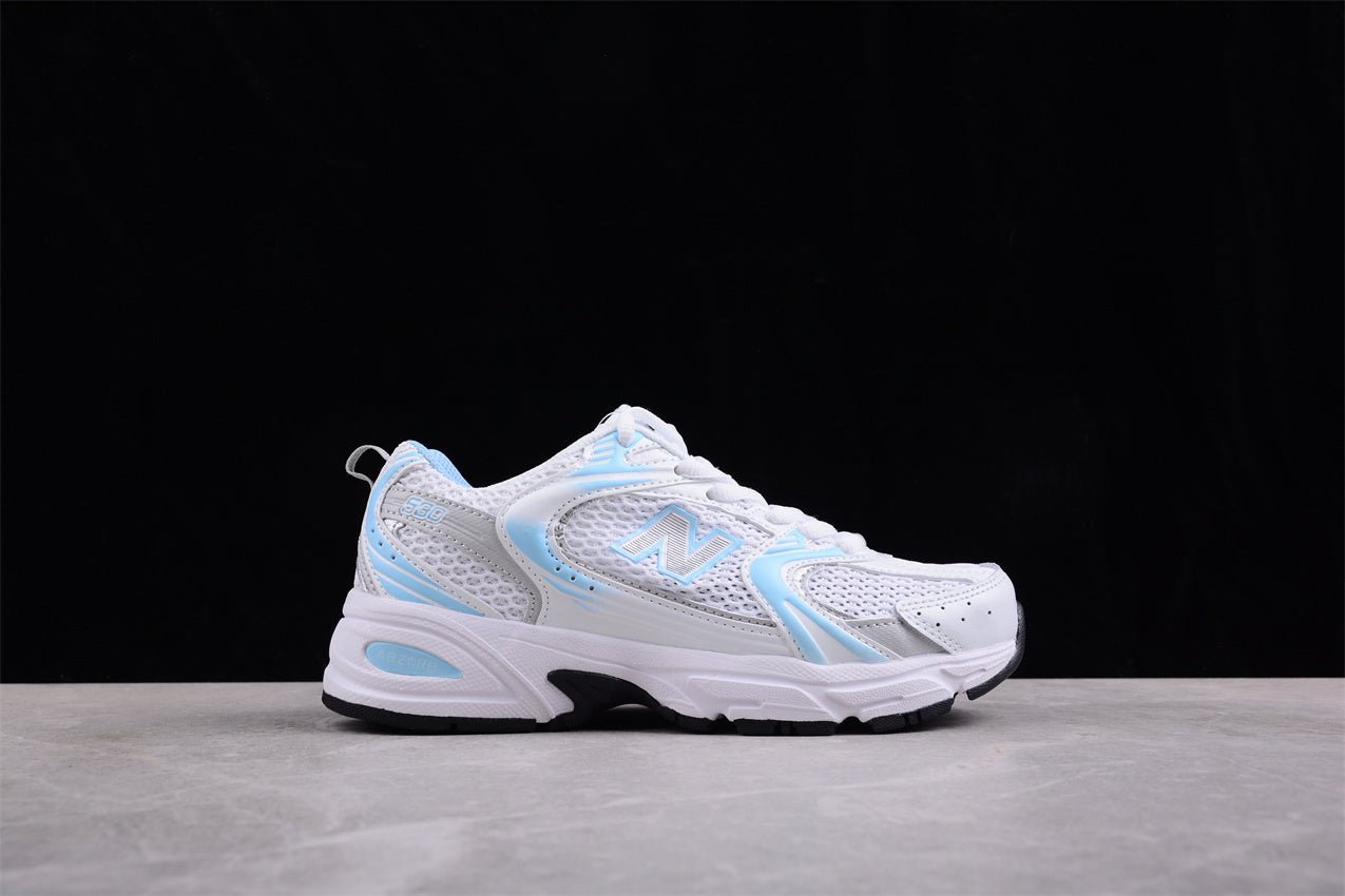 Essenza Rosa NB 530 White / Light Blue | sapatilhas Sole Rua