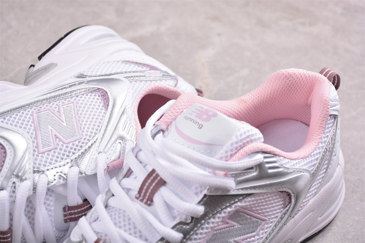 Essenza Rosa NB 530 White / Pastel Pink | sapatilhas Sole Rua