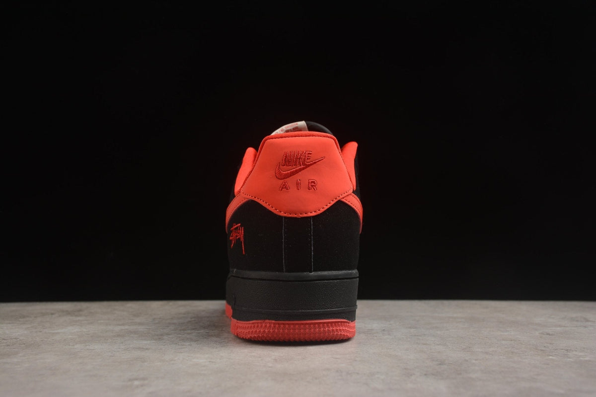Urban Sport Zone Air Force 1 Low Black / Red | sapatilhas Sole Rua