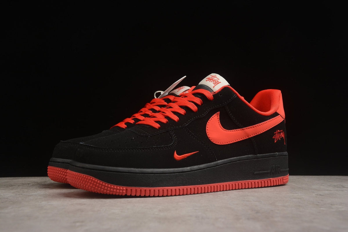 Urban Sport Zone Air Force 1 Low Black / Red | sapatilhas Sole Rua