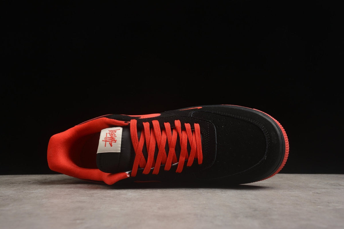 Urban Sport Zone Air Force 1 Low Black / Red | sapatilhas Sole Rua