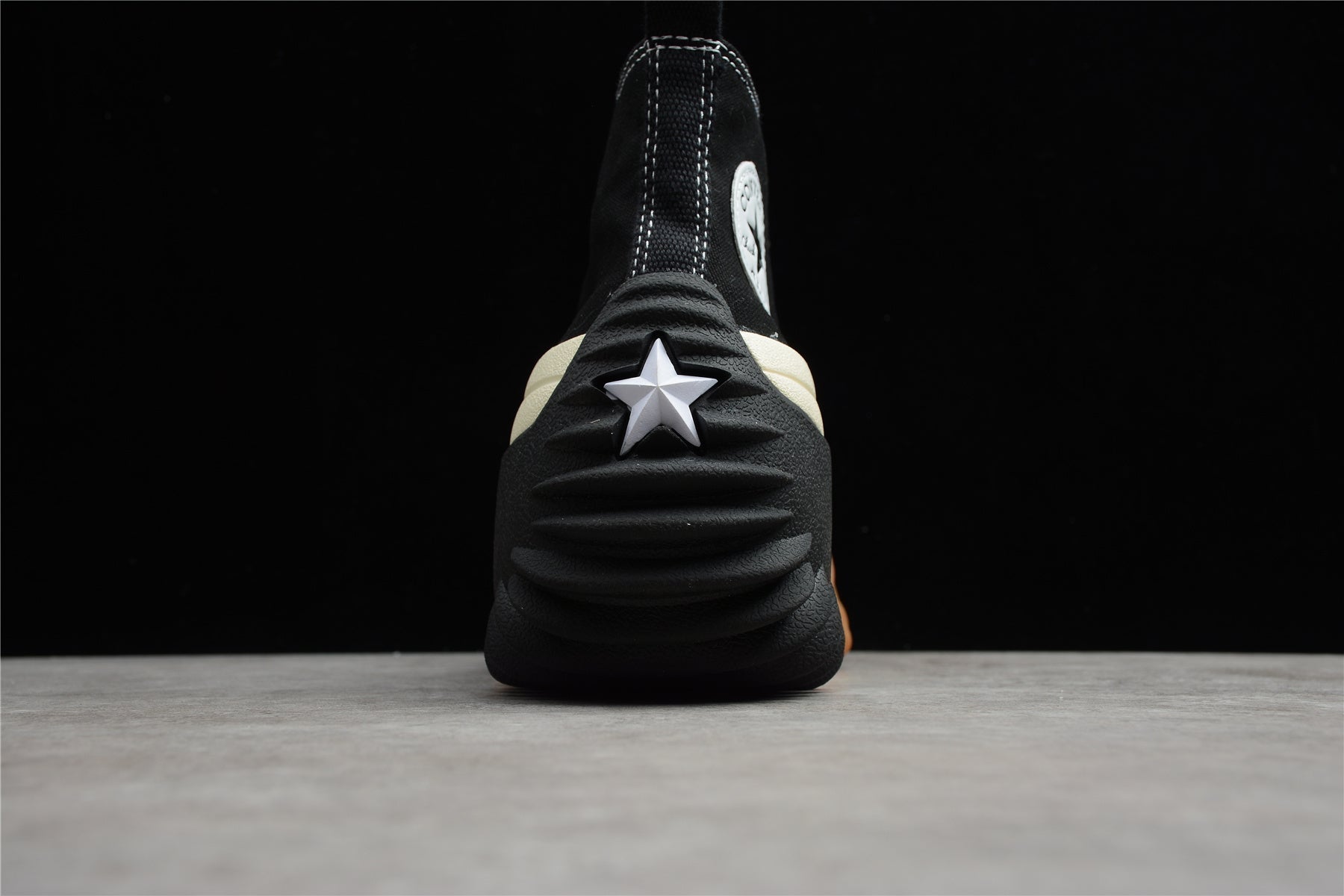 Essenza Rosa Run Star Motion HI Black / White | sapatilhas Sole Rua
