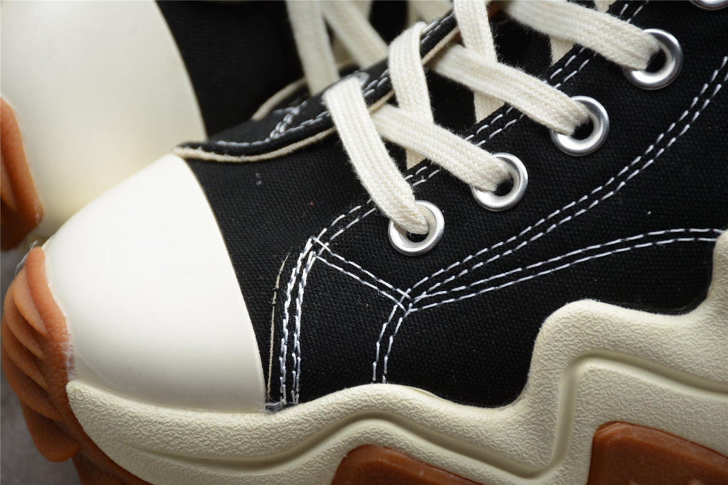Essenza Rosa Run Star Motion HI Black / White | sapatilhas Sole Rua