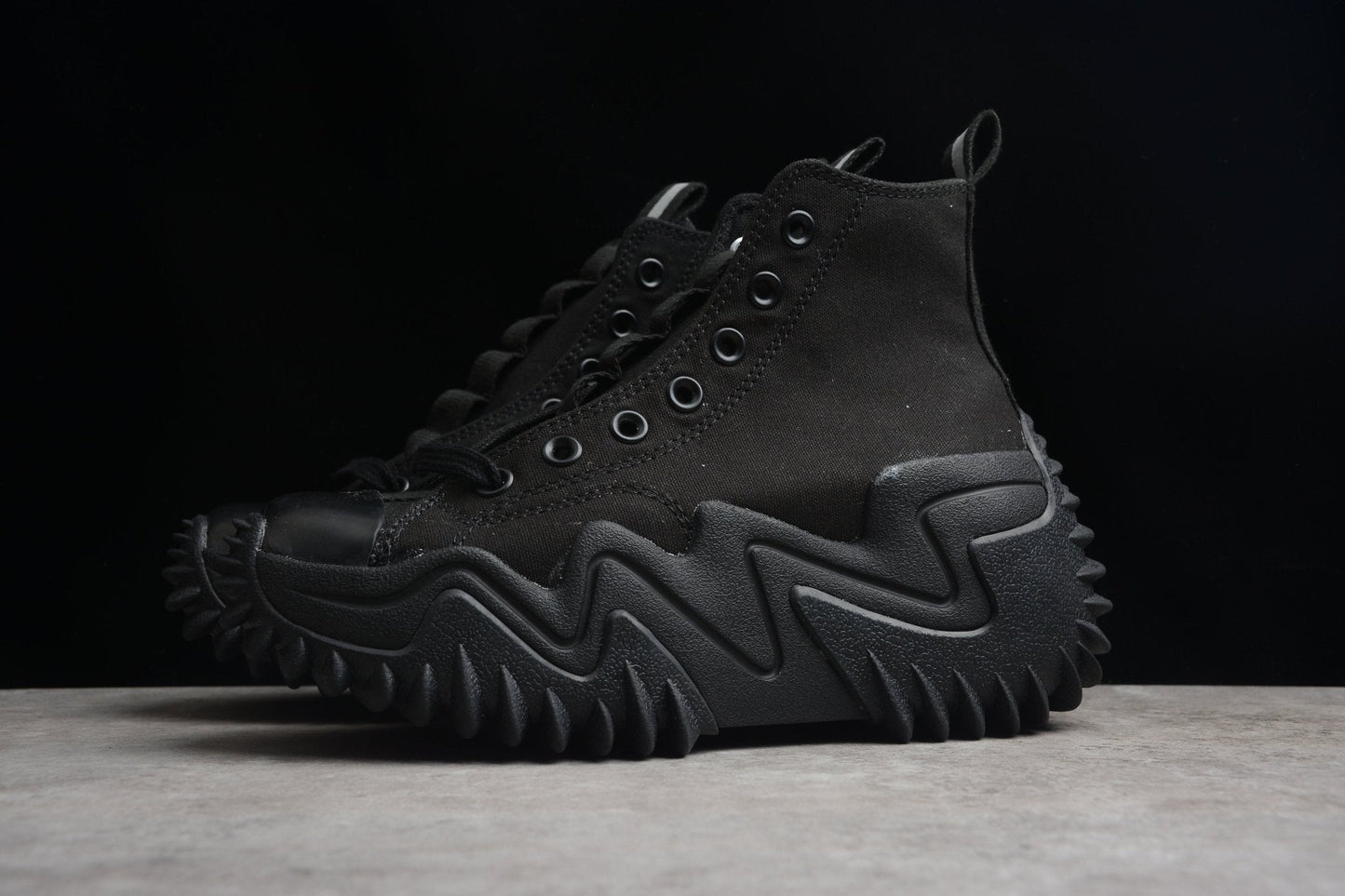 Essenza Rosa Run Star Motion HI Triple Black | sapatilhas Sole Rua