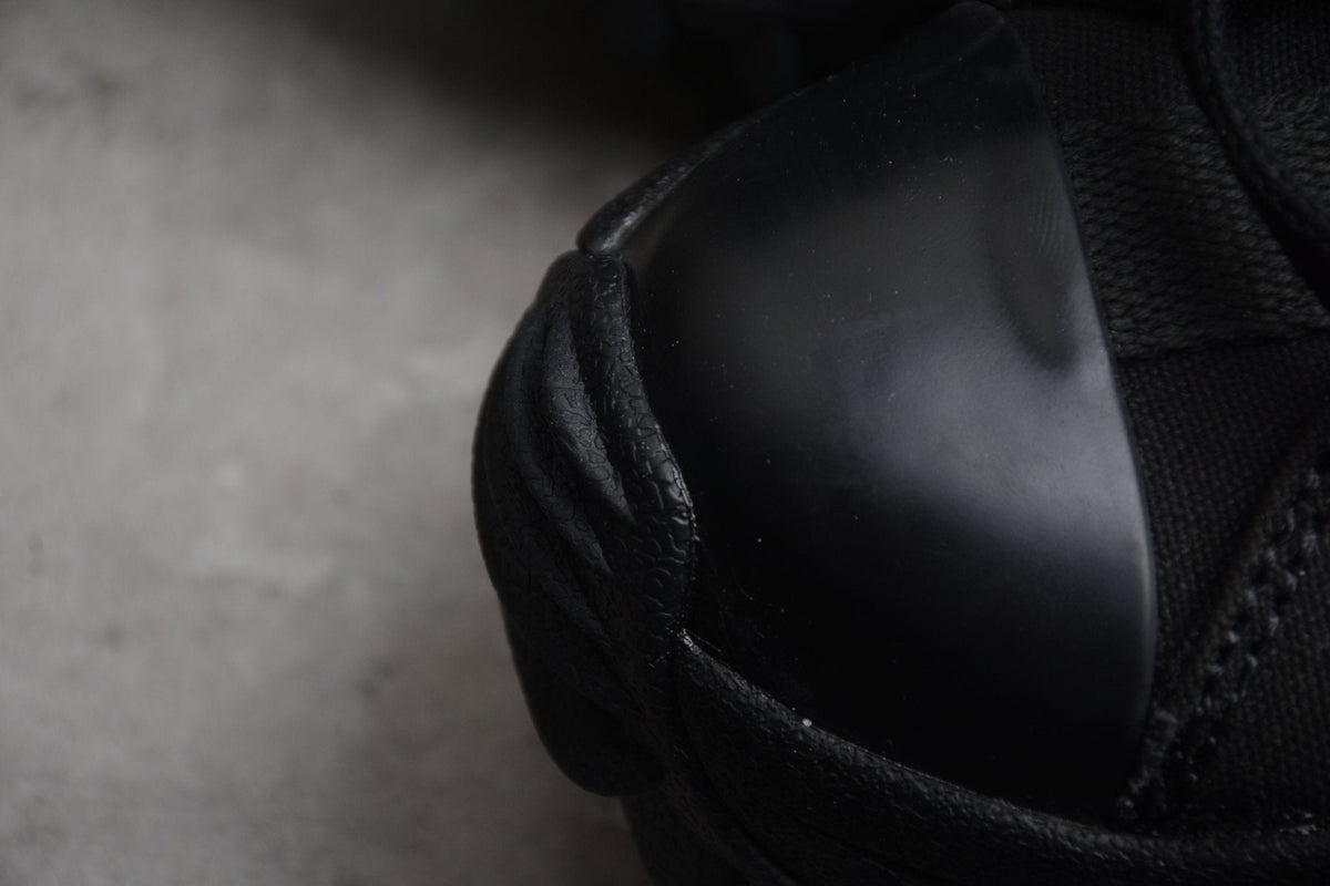 Essenza Rosa Run Star Motion HI Triple Black | sapatilhas Sole Rua