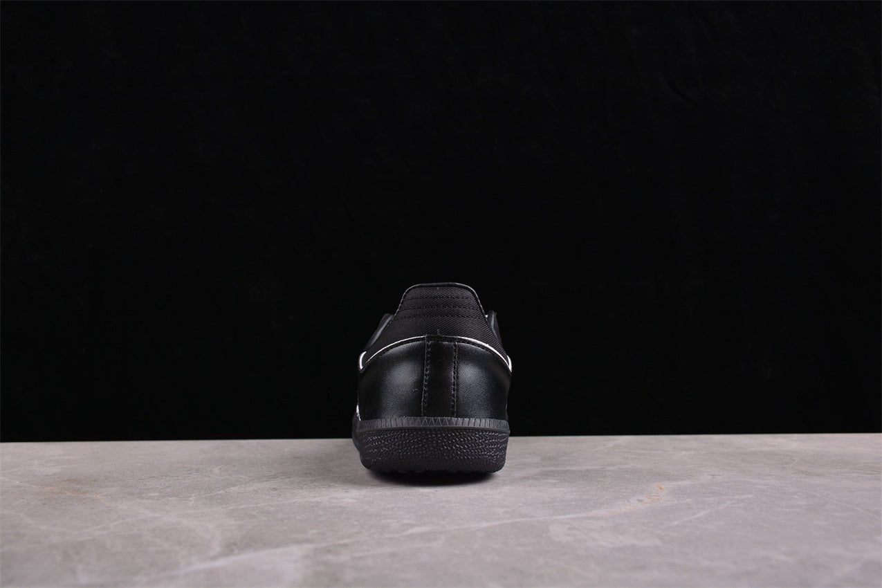 Fabrika Supply Samba OG Black / White | sapatilhas Sole Rua